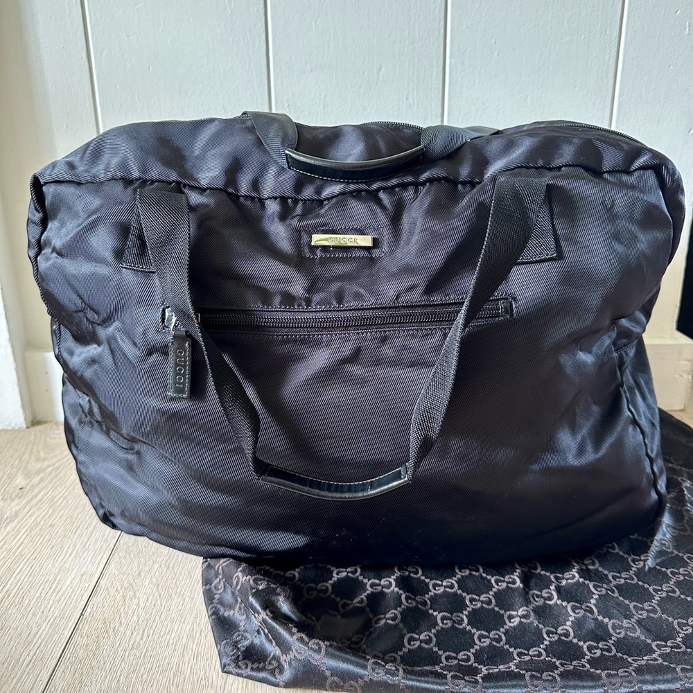 Authentic Gucci duffel bag travel